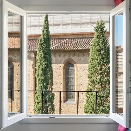 Avelli Pia Fourth Floor With 2 Bathrooms - Charming - Delightful And Bright 4rd-floor Without Elevator, Overlooking One Of Florence's Beautiful Squares, Exceptionally Located For Exploring The Apartman