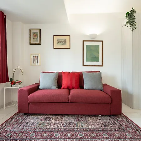 アパート Avelli Pia Fourth Floor With 2 Bathrooms - Charming - Delightful And Bright 4rd-floor Without Elevator, Overlooking One Of Florence's Beautiful Squares, Exceptionally Located For Exploring The *